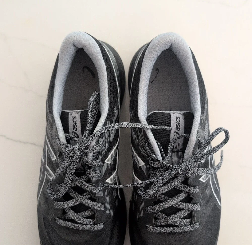 ASICS Men’s Black and Gray Athletic Running Shoes - Picture 6 of 8